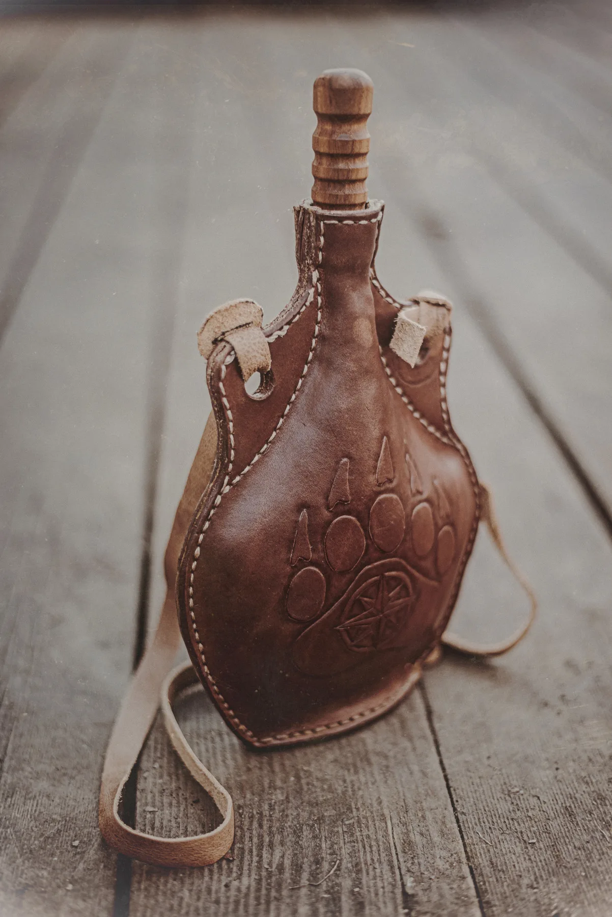 Leather Water Bottle Canteen - Image 4